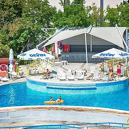 Party 3* Златни пясъци
